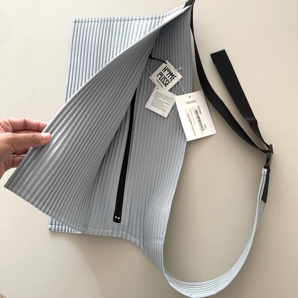 NWT Pleats Please by Issey Miyake Petal Shoulder Bag